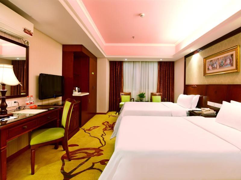 Vienna Hotel Shenzhen Railway Station 외부 사진