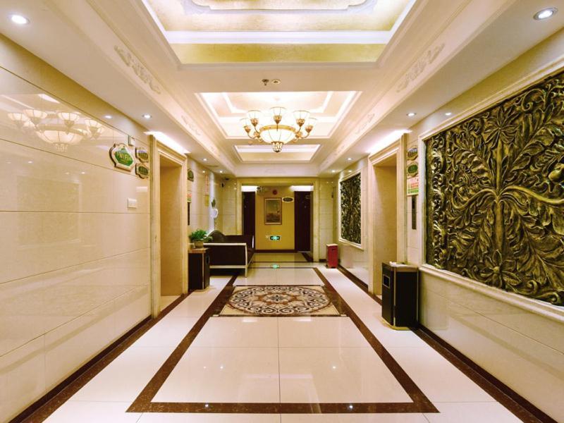 Vienna Hotel Shenzhen Railway Station 외부 사진