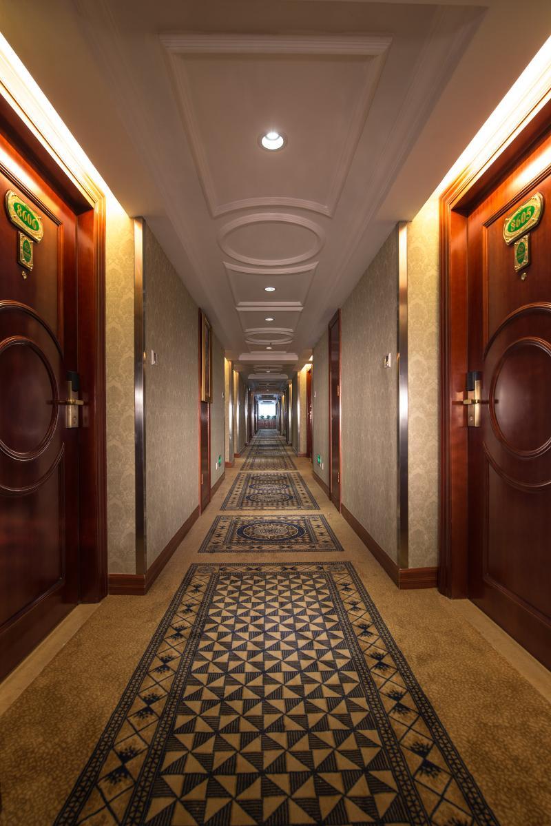 Vienna Hotel Shenzhen Railway Station 외부 사진