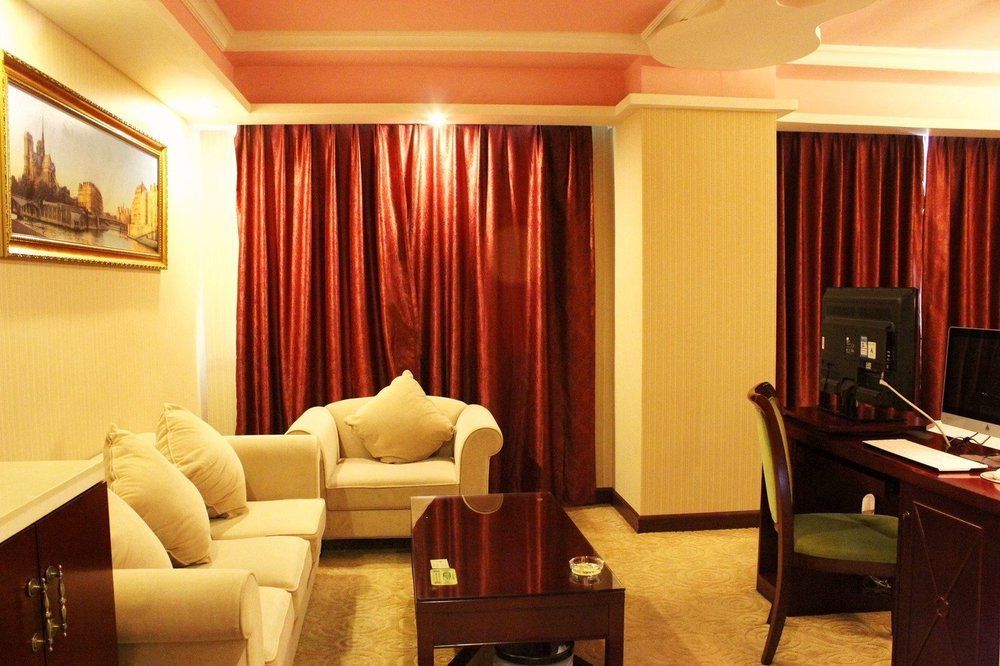Vienna Hotel Shenzhen Railway Station 외부 사진