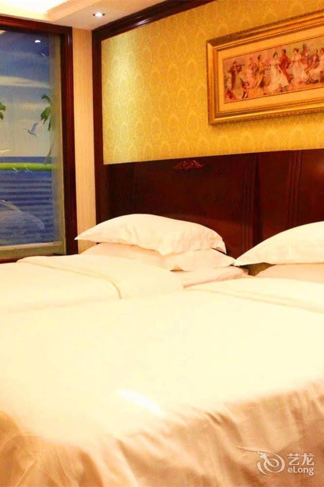 Vienna Hotel Shenzhen Railway Station 외부 사진